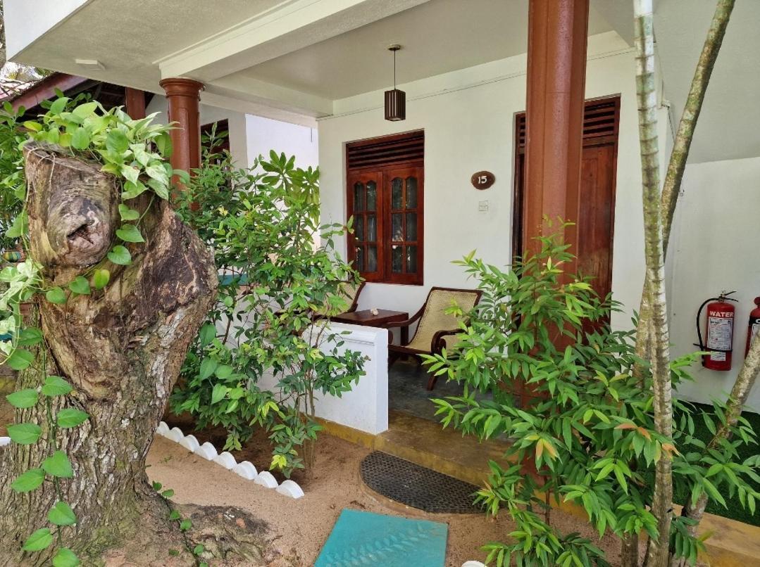Panorama Beach Hotel Tangalle Eksteriør bilde
